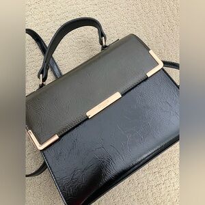 Dune of London purse